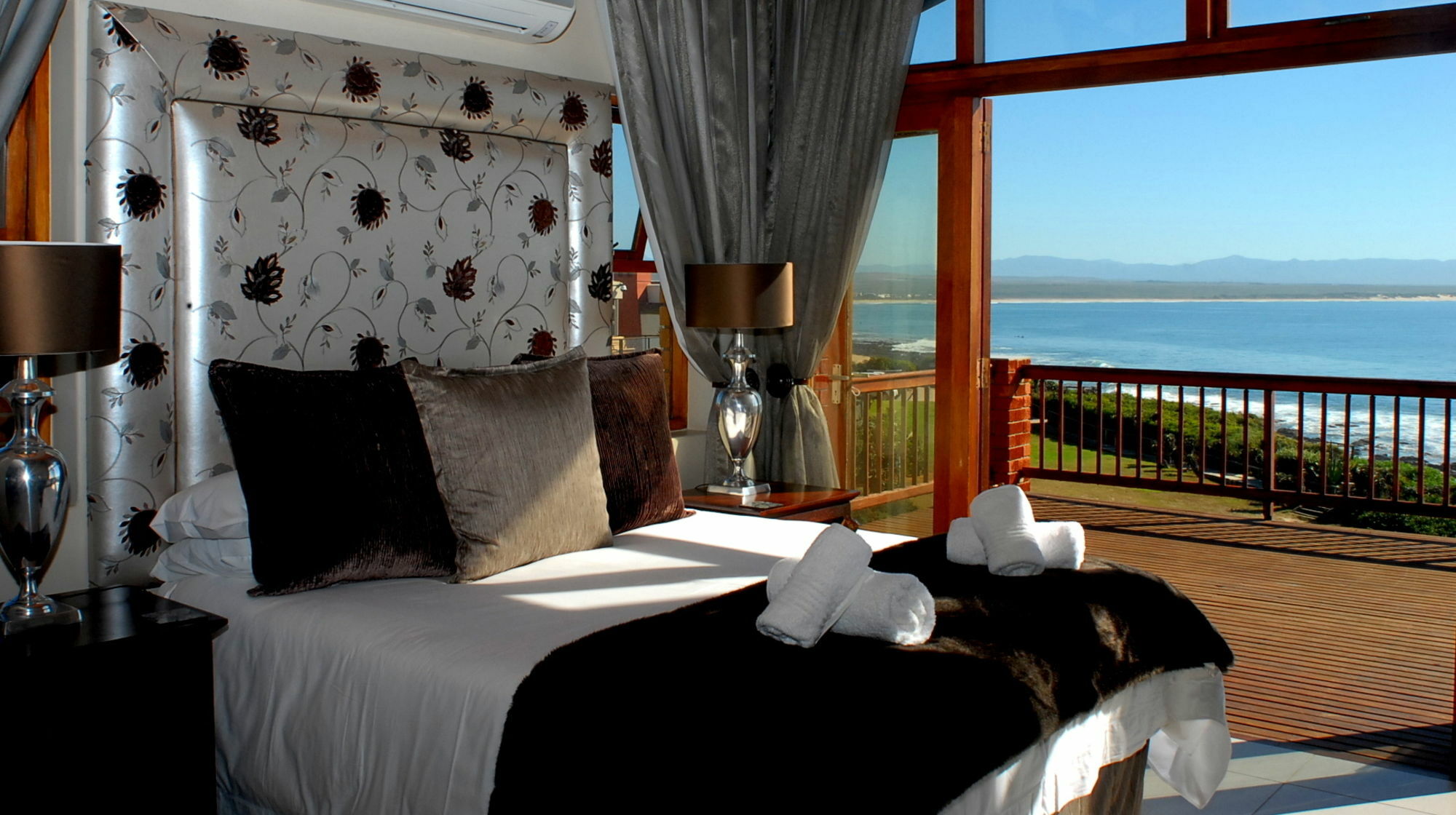 Shaloha Guesthouse On Supertubes Jeffreys Bay Exterior foto
